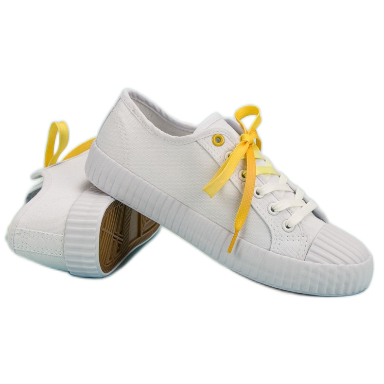 Yes Mile Trendiga vita sneakers 1