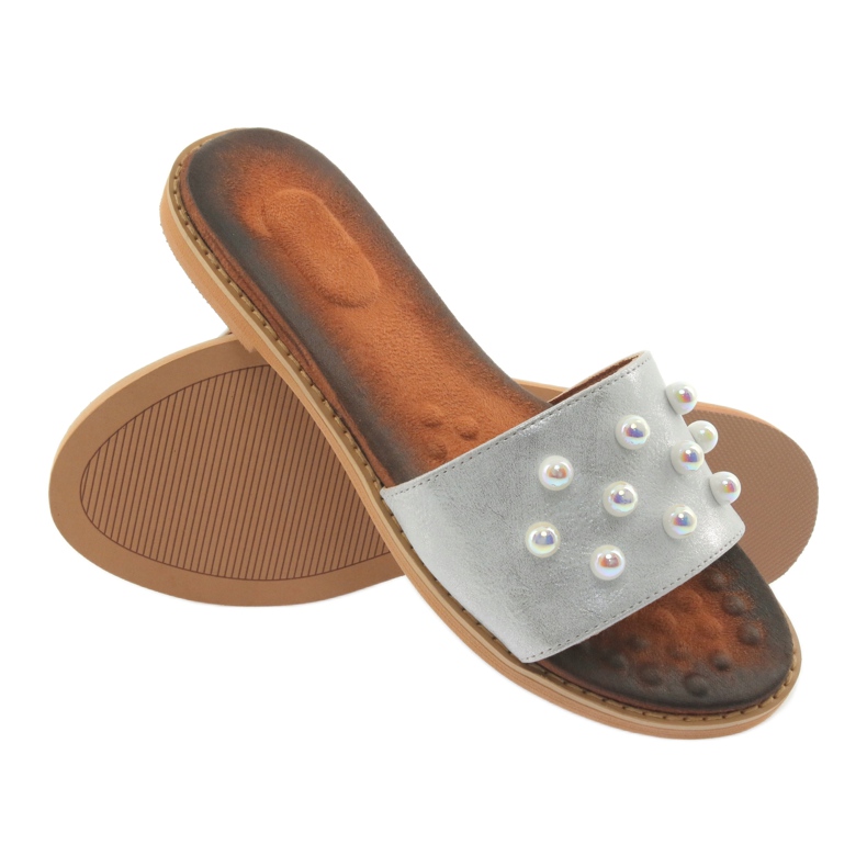 M.Daszyński Kvinnors flip -flops 1837 dekorerade med grå pärlor 4