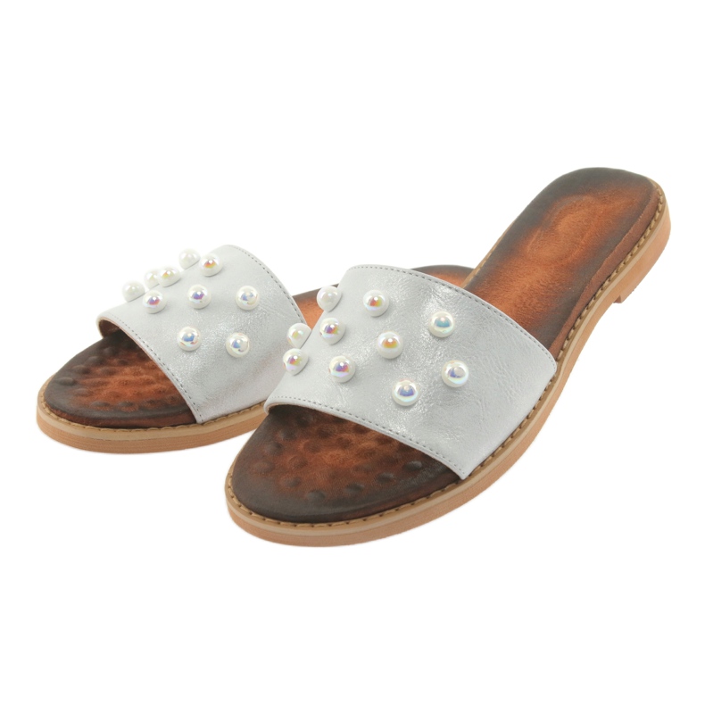 M.Daszyński Kvinnors flip -flops 1837 dekorerade med grå pärlor 3