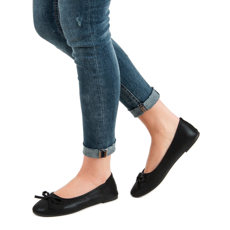 Evento Svart Ballerina Med En Rosett 2