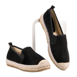 Fama Svarta Slipons 2