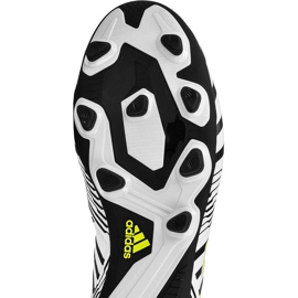 Adidas Nemeziz 17.4 FxG M S80606 fotbollsskor mångfärgad vit 1