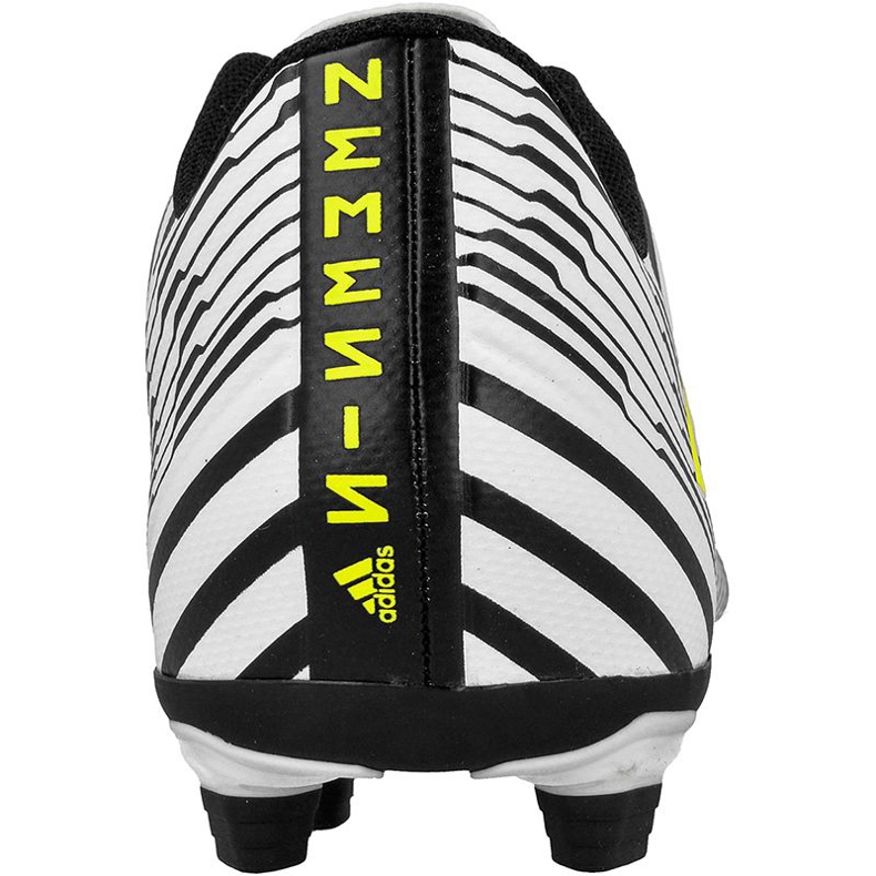 Adidas Nemeziz 17.4 FxG M S80606 fotbollsskor mångfärgad vit 2