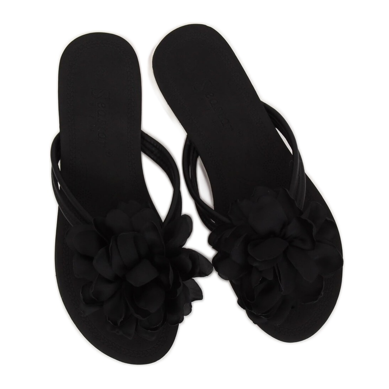 Svarta flip-flops med blomma CK103 svart 1