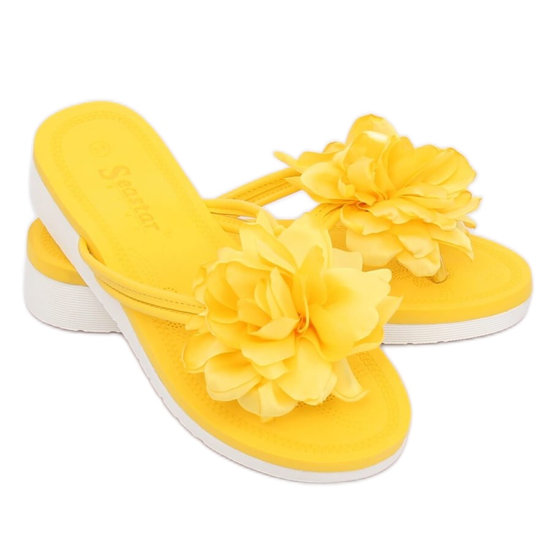 Gula flip-flops med en blomma CK103 Gul 1