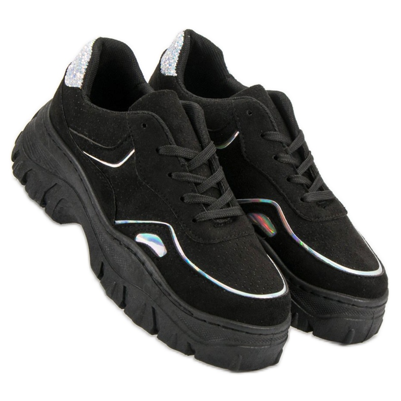 Trendiga svarta sneakers 1