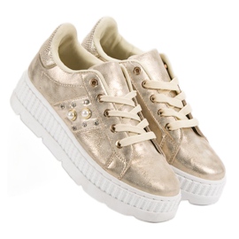 Gyllene skor på plattformen 1