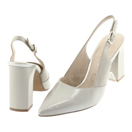 Grå damsandaler på stolpen Caprice 29604 4