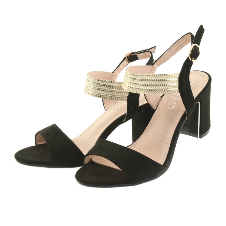 Sandaler på stolpen Filippo 817 svart / guld 3