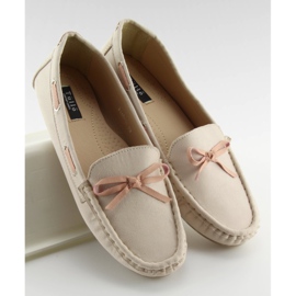Klassiska kvinnors loafers beige 3145 Beige II-GAT 1