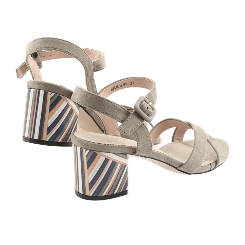 Dekorativ sandalklack Filippo 818 beige 3