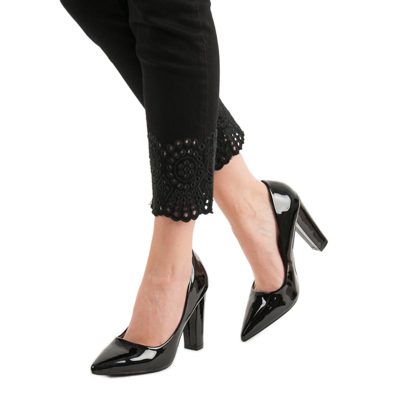 SHELOVET Lackerade pumpar svart 2