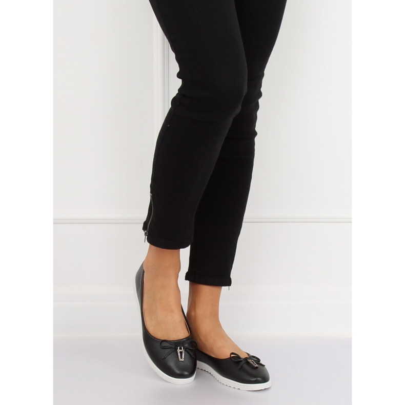 Svarta kvinnors ballerinor YSD-04 Svart 1