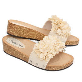 Beige tofflor med blommor S63 Beige 1