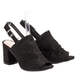 Sixth Sense Openwork sandaler på en bar svart 2