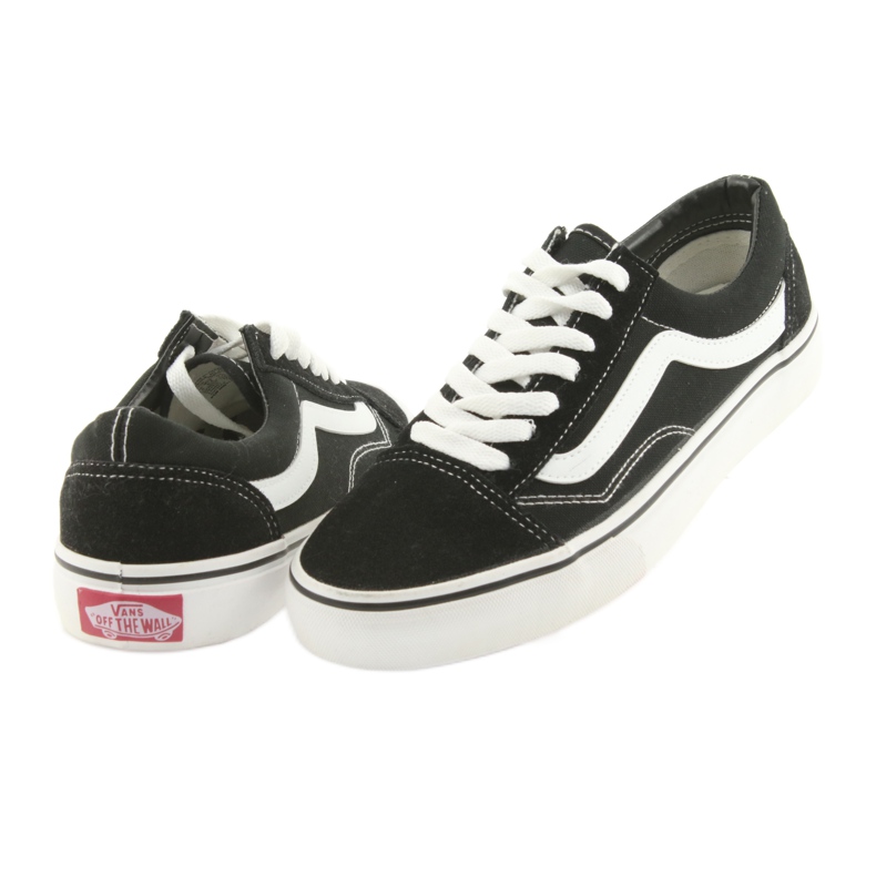 Old Skool Vans svart vit 4