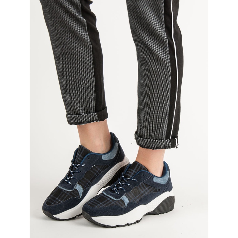 SHELOVET Marinblå sneakers 1