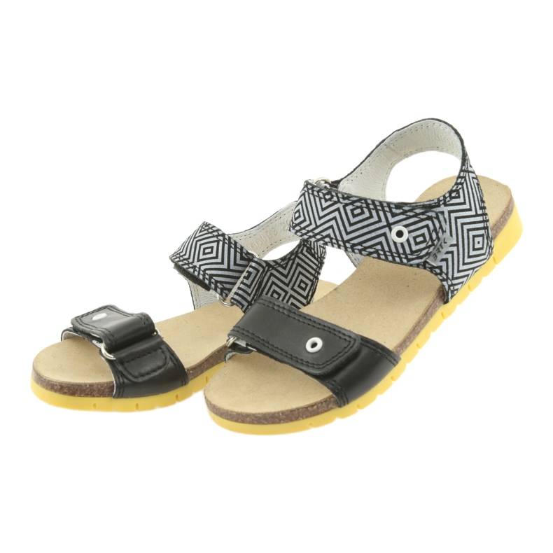 Bartek Girls 'Leather Sandals 56183 Svart med mönster 3