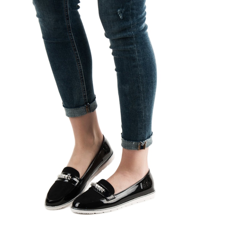 SHELOVET Svartlackerade loafers 2