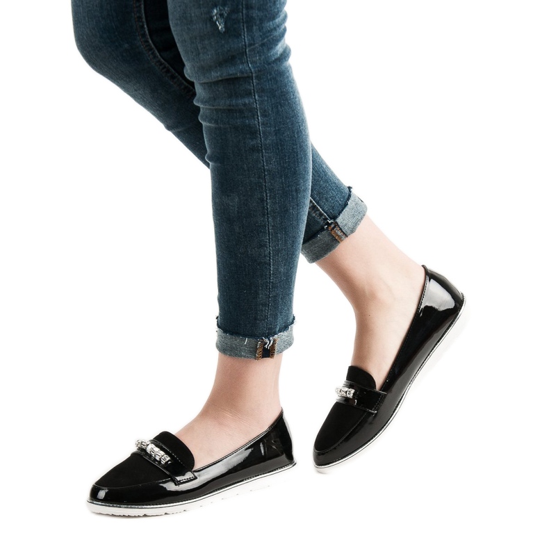 SHELOVET Svartlackerade loafers 1