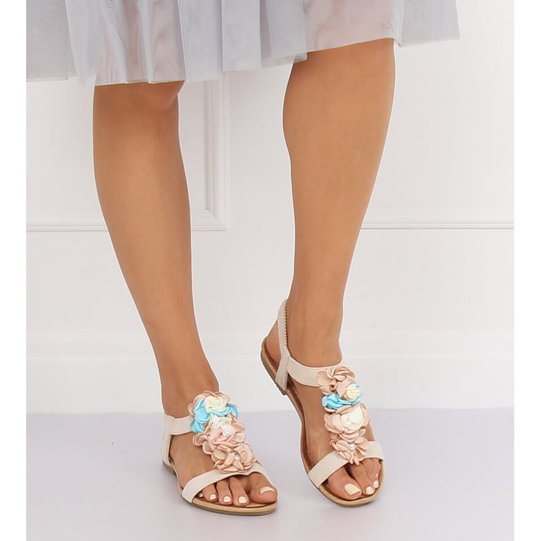 Beige sandaler med blommor 218-174 Beige 2