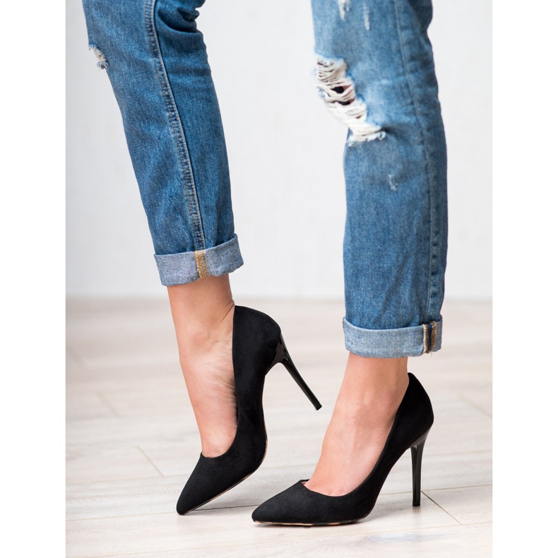 Erynn Pumpar På En Pin svart 1