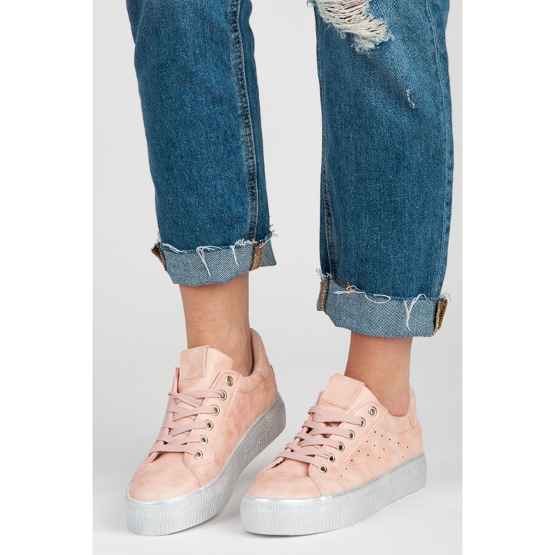 Rosa sneakers 1