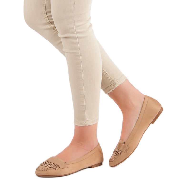 Small Swan Klassiska mörkbeige loafers 1