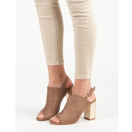 Byggda sandaler på en VINCEZA -bar brun 1