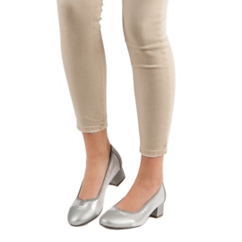 Vinceza Flat Heel Pumps grå 1