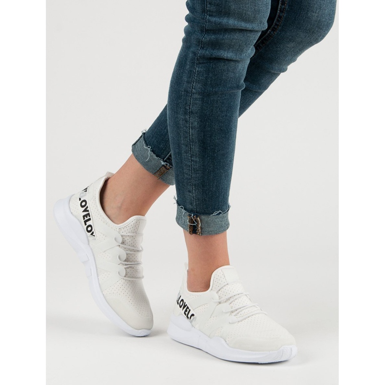 Vita textil sportskor 2