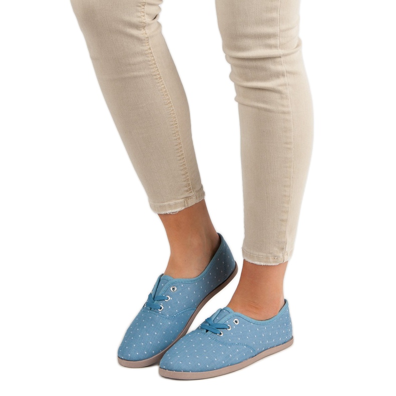 Sneakers med prickar blå 1