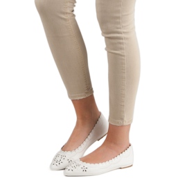 Ballerina I Spitz VICES vit 2