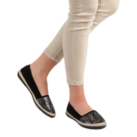 Lucky Shoes Svarta slip-on skor 2