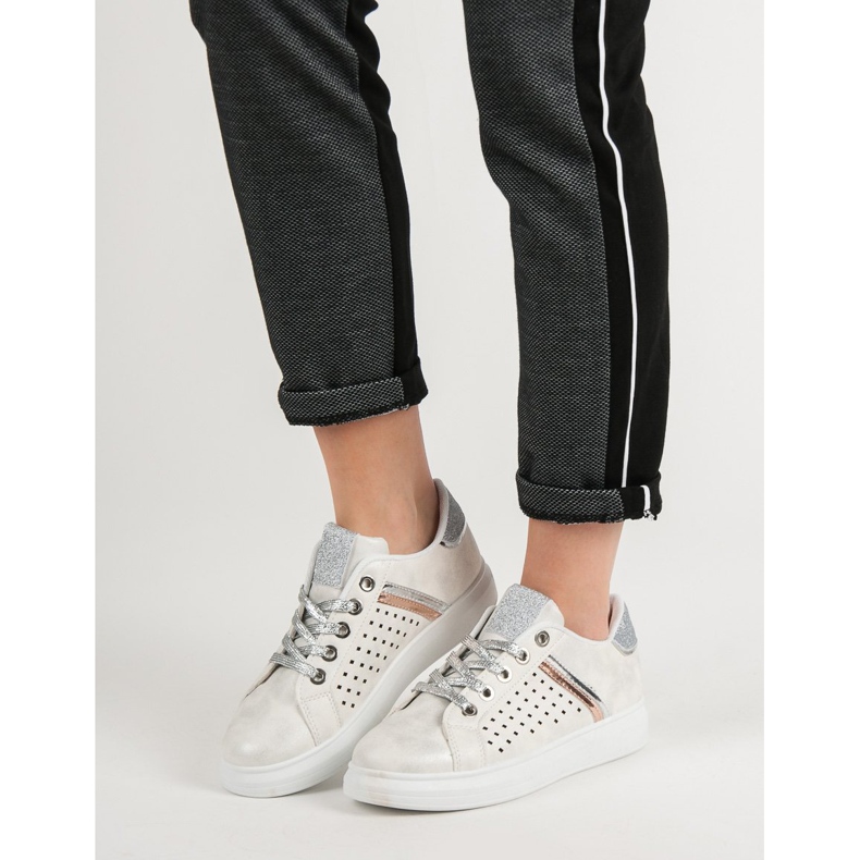 Trendiga sportskor grå 1