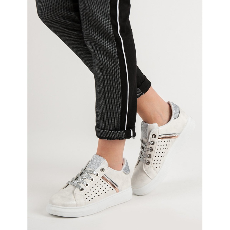 Trendiga sportskor grå 2