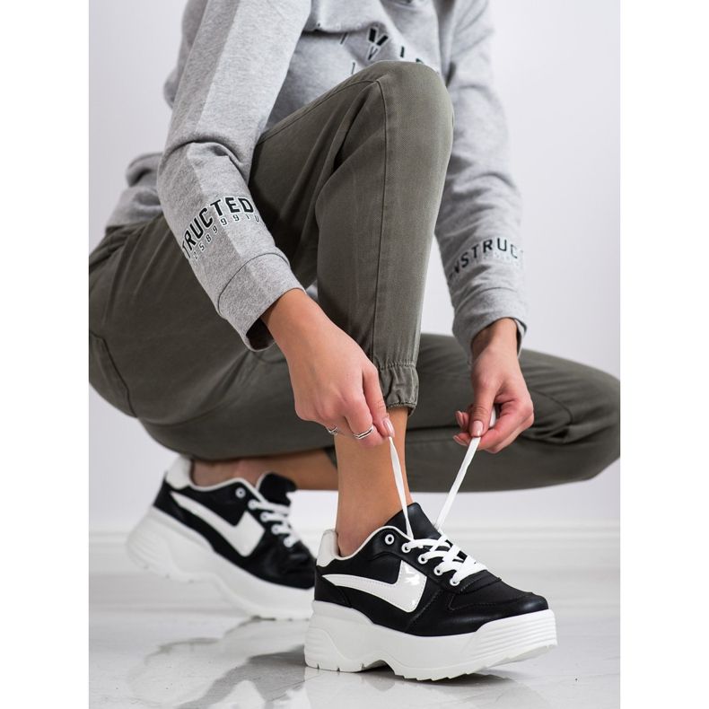 Kylie Sneakers på plattformen svart 1