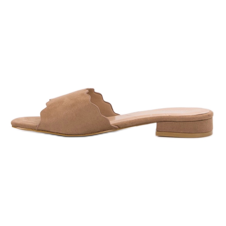 Small Swan Flip-flops på en platt häl beige 1