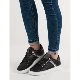 Trendiga sportskor svart 1