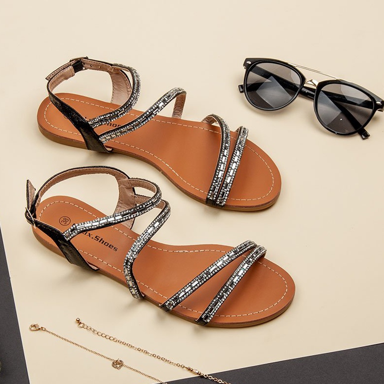 L. Lux. Shoes Platta sandaler med cubic zirconia svart 2