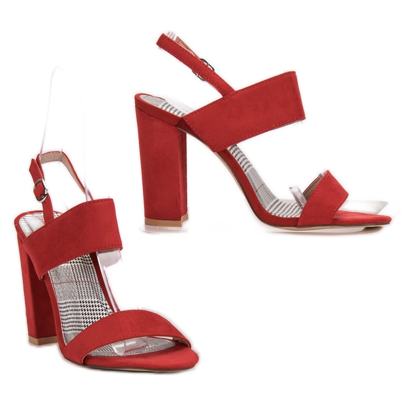 SHELOVET Röda sandaler på en bar 2