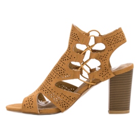 Goodin Trendiga senapssandaler gul 1