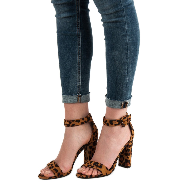 Goodin Sandaler På En Bar brun 2