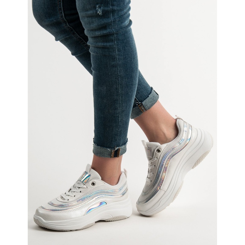 SHELOVET Sneakers på plattformen vit 2