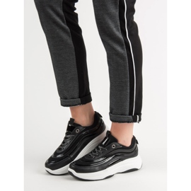 SHELOVET Sneakers på plattformen svart 1