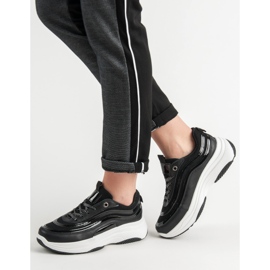 SHELOVET Sneakers på plattformen svart 2