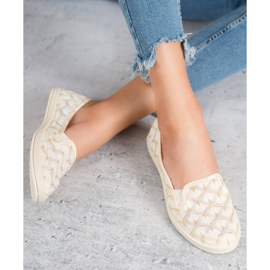 Beige Slip On VICES Sneakers 2