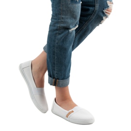 Bekväm VICES Slipony vit 2