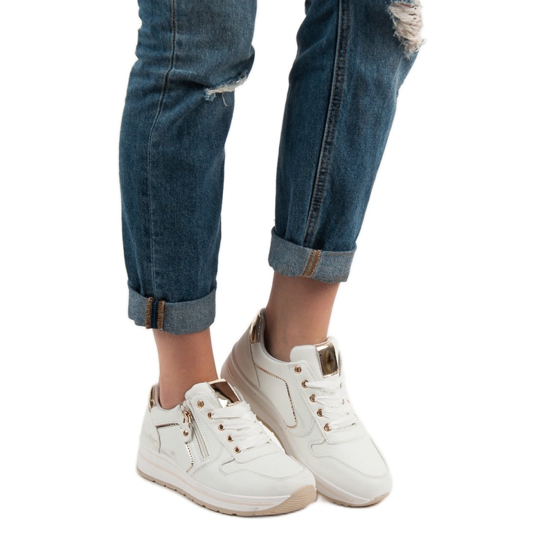 SHELOVET Vita sportskor 1