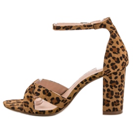 Ideal Shoes Sandaler På En Bar brun 2